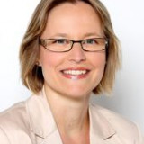 Portrait von Bettina Meier-Augenstein