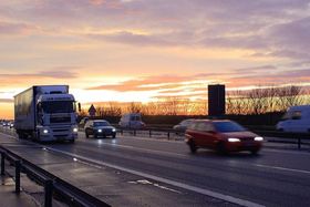Foto: Autobahnverkehr Foto: Autobahnverkehr
