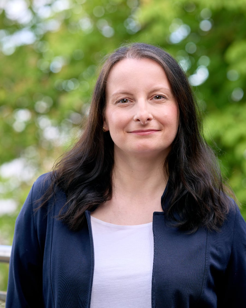 Portrait von Carolin Roth