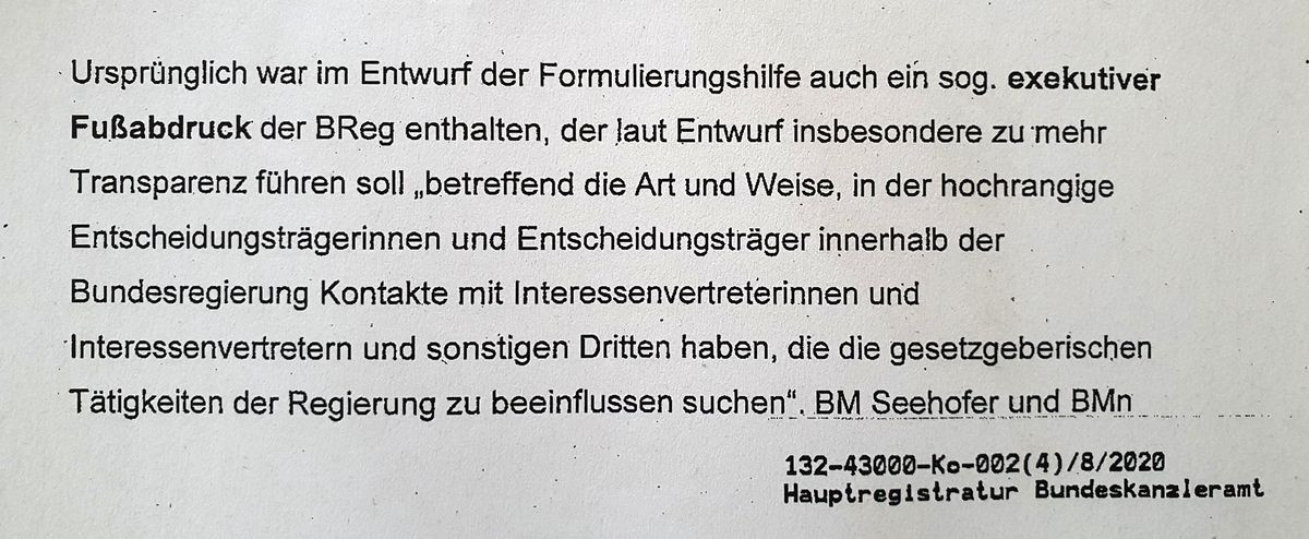 "Ursprünglich war im Entwurf auch ein sogenannter exekutiver Fußabdruck enthalten gewesen", so steht es in einer Vorlage für Kanzleramtschef Braun (Screenshot der Vorlage)