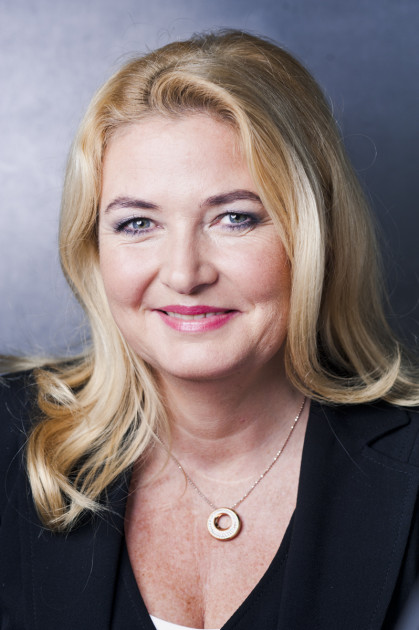 Christine Brinker's Instagram, Twitter & Facebook on IDCrawl