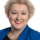 Portrait von Frau MdL Petra Guttenberger im Hochformat