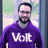 Leon Wollmann Leon Wollmann in Volt-Hoodie