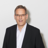 Portrait von Erik Schweickert