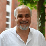 Nader Khalil Portrait von Nader Khalil