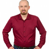 Robert Binder Männlich, 35 Jahre alt, Bartträger, wenig Kopfbehaarung,schlank