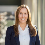 Portrait von Astrid Wallmann