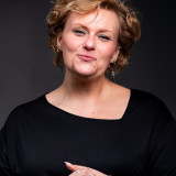 Portrait von Nadine Jüngling