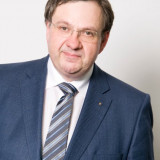 Portrait von Ekkehard Klug