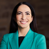 Portrait von Hülya Düber