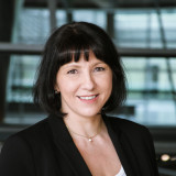 Portrait von Joana Cotar