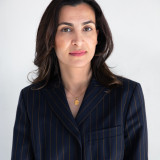 Portrait von Hila Latifi
