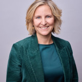 Portrait von Katrin Eder