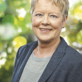 Portrait von Sabine Bangert