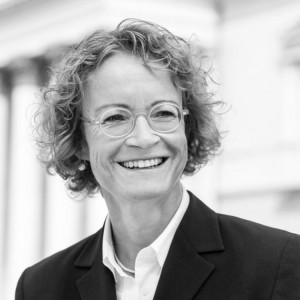 Sehr geehrte Frau von Buttlar, was wäre Ihr Vorschlag, wie man die