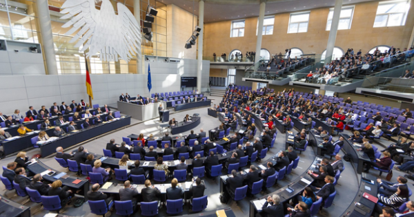 Foto Plenardebatte im Bundestag 