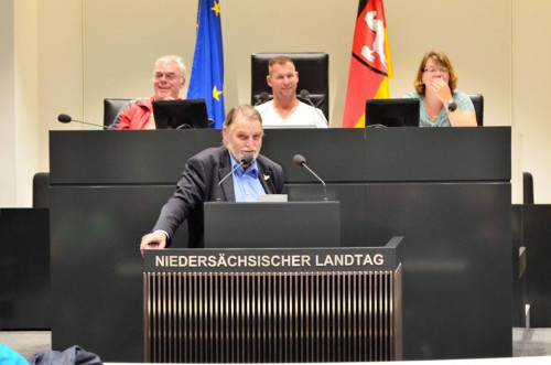 13.08.2018 - Mit einer Besuchergruppe im Landtag