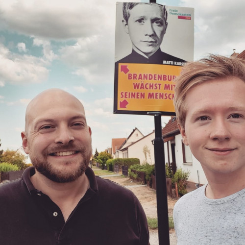 Matti Karstedt beim Plakatierungs-Auftakt zur Landtagswahl 2019