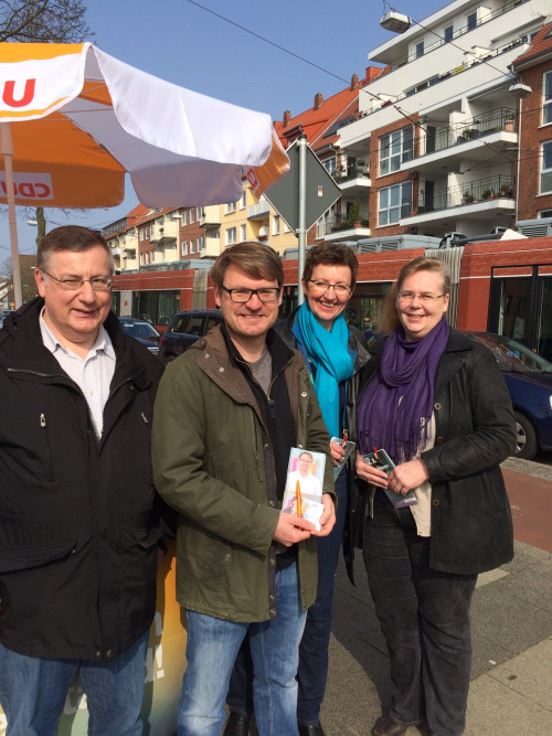 Am Canvassingstand