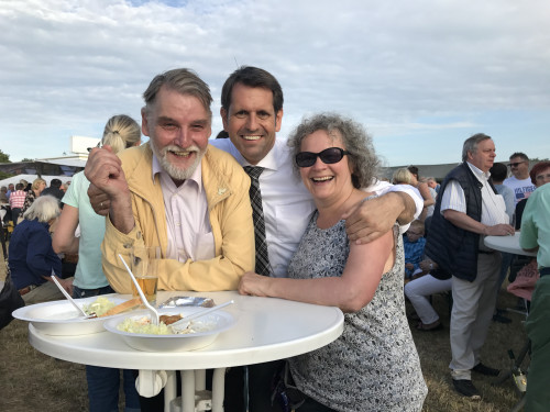 21.06.2017 - Mit SPD-Wirtschaftsminister Olaf Lies und meiner Frau auf Fokkis Weidenfest in Bümmerstede