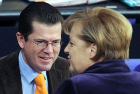 Guttenberg / Merkel