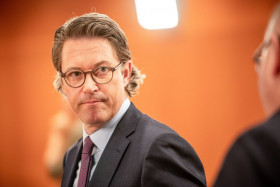 Verkehrsminister Andreas Scheuer Verkehrsminister Andreas Scheuer (picture alliance/dpa/dpa Pool | Michael Kappeler)