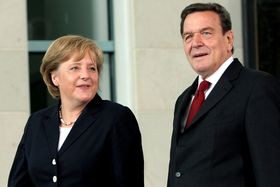 Angela Merkel und Gerhard Schröder